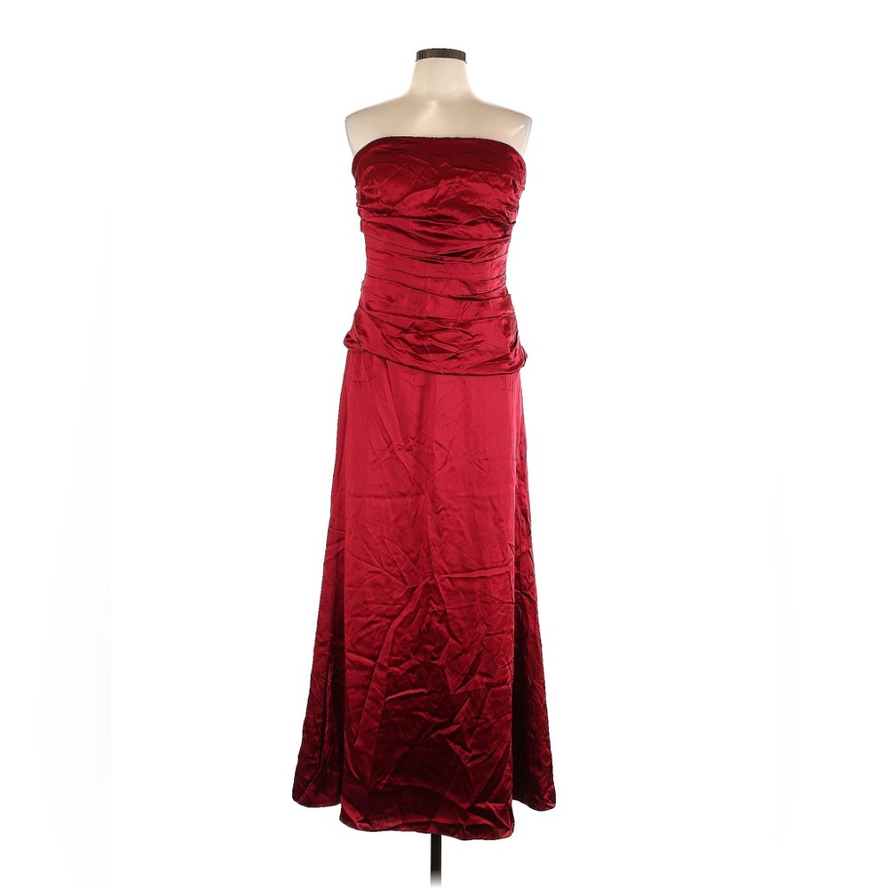 NICOLE MILLER NY size 12 red satin lined strapless max dress in excellent cond.
